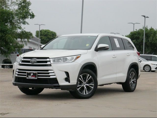 2017 Toyota Highlander LE