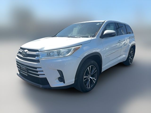 2017 Toyota Highlander LE