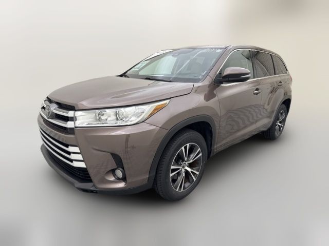 2017 Toyota Highlander LE