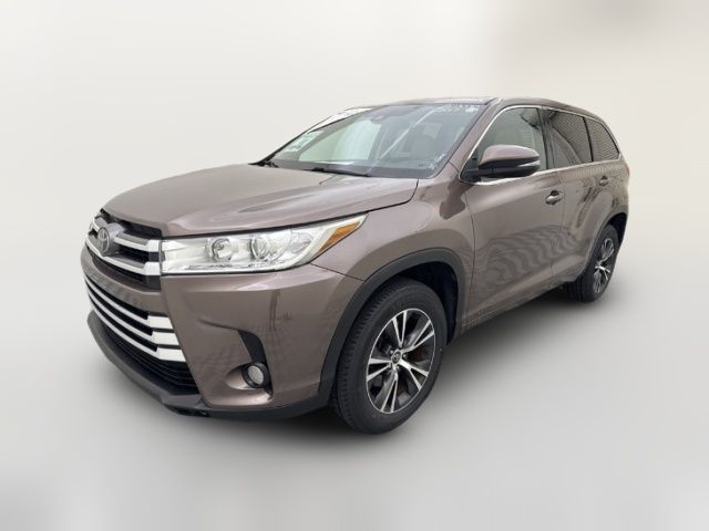 2017 Toyota Highlander LE