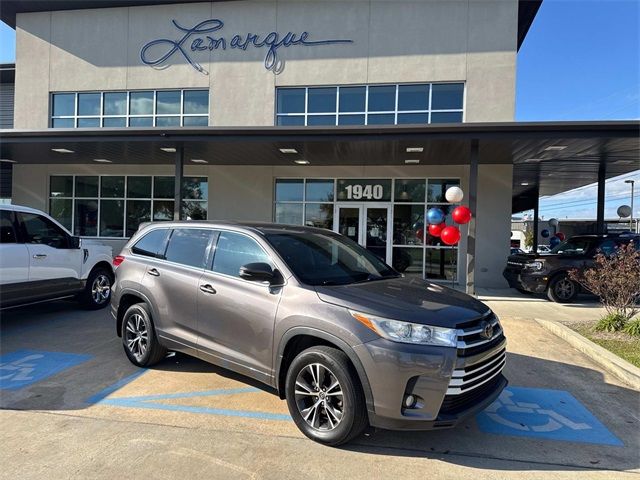 2017 Toyota Highlander LE