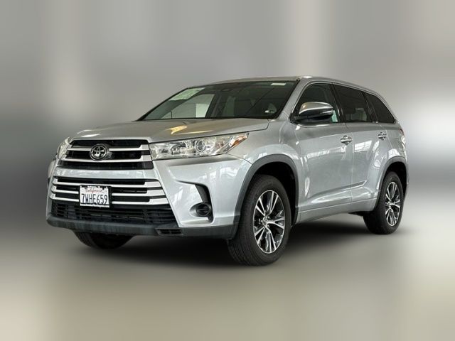 2017 Toyota Highlander LE