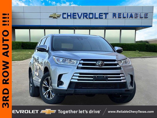 2017 Toyota Highlander LE