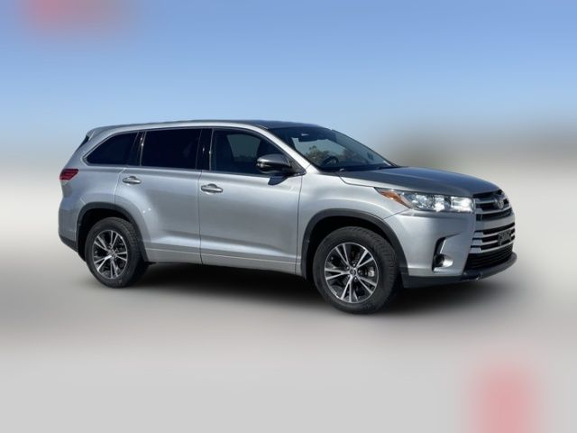 2017 Toyota Highlander LE