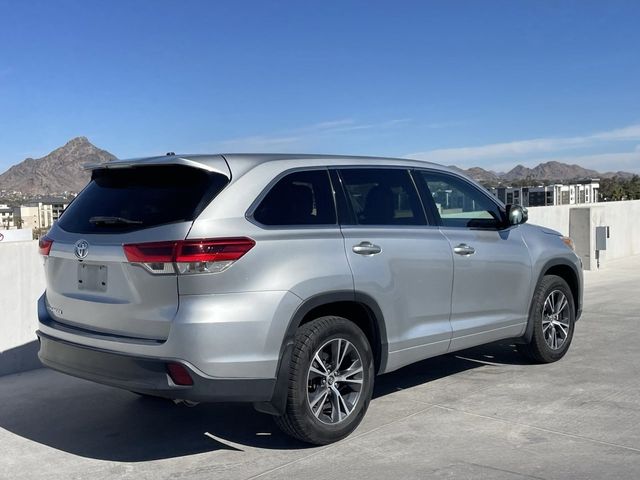 2017 Toyota Highlander LE