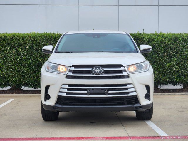 2017 Toyota Highlander LE