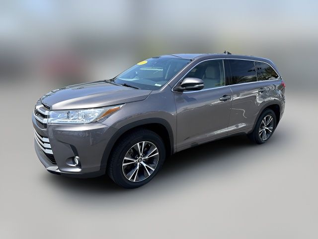 2017 Toyota Highlander LE Plus