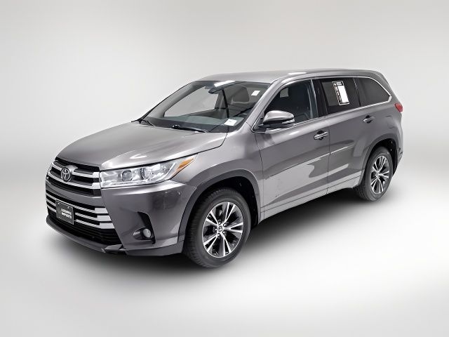 2017 Toyota Highlander LE