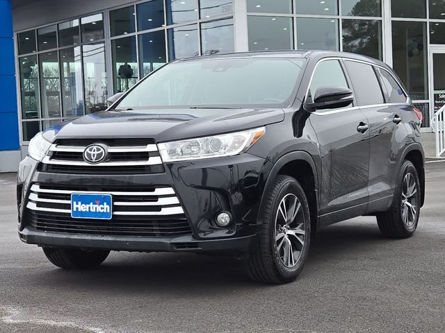 2017 Toyota Highlander LE Plus