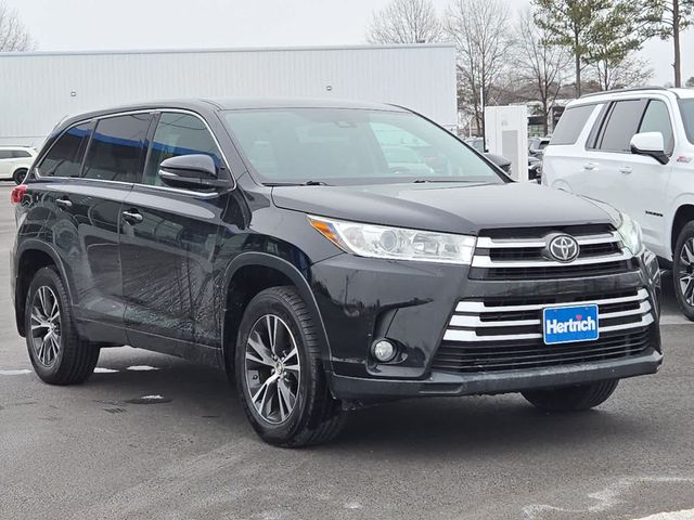 2017 Toyota Highlander LE Plus