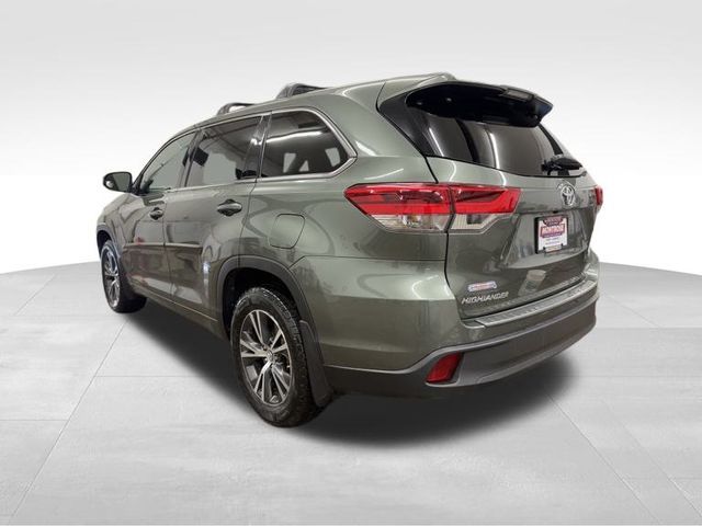 2017 Toyota Highlander LE