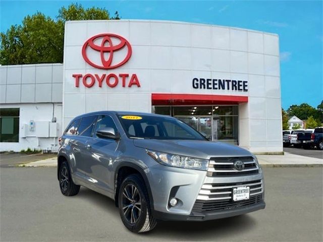 2017 Toyota Highlander LE