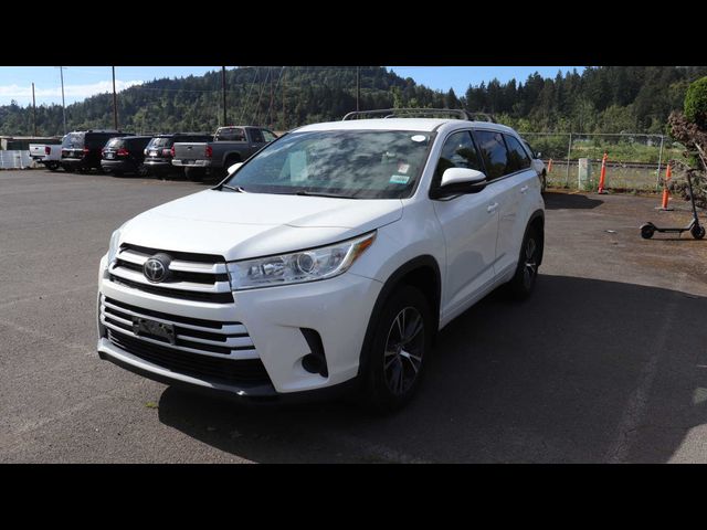 2017 Toyota Highlander LE