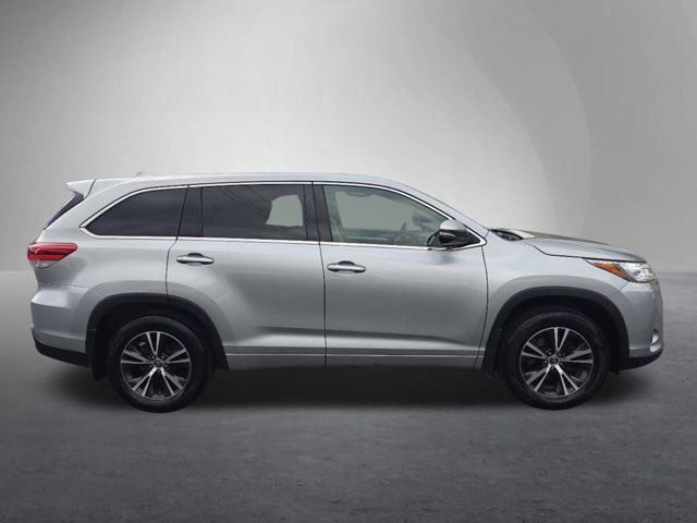 2017 Toyota Highlander LE Plus