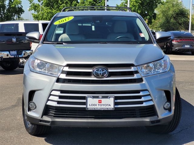 2017 Toyota Highlander LE