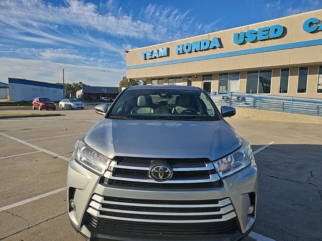 2017 Toyota Highlander LE Plus