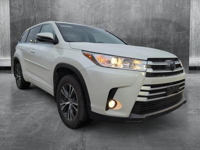 2017 Toyota Highlander LE Plus