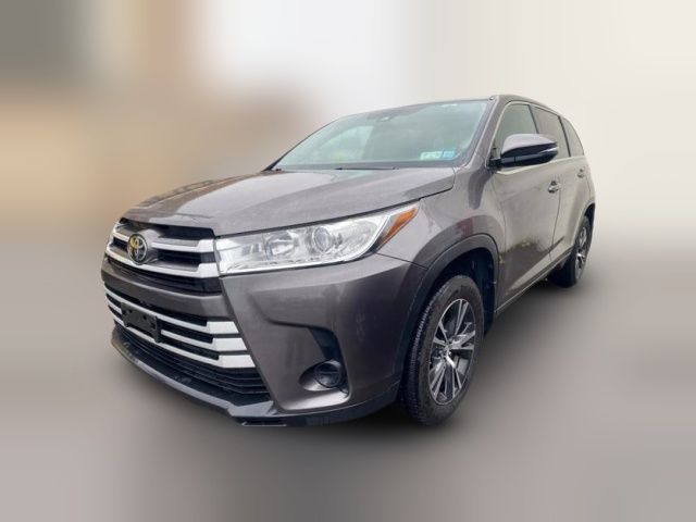 2017 Toyota Highlander LE