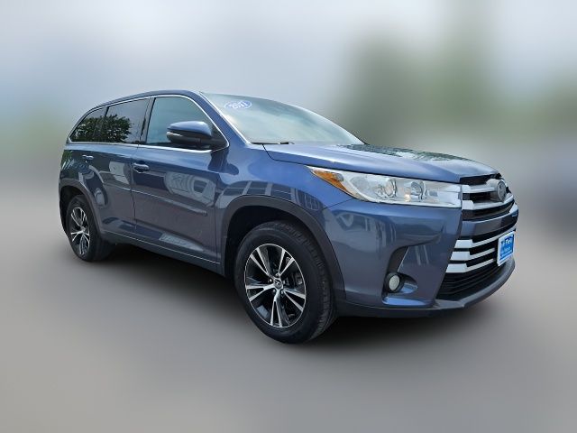 2017 Toyota Highlander LE