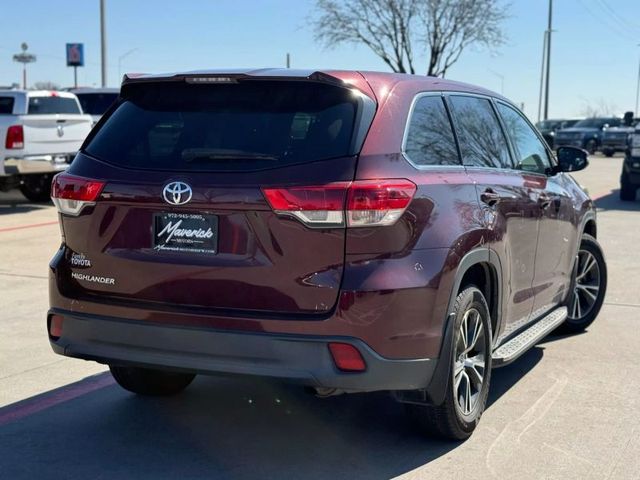 2017 Toyota Highlander LE