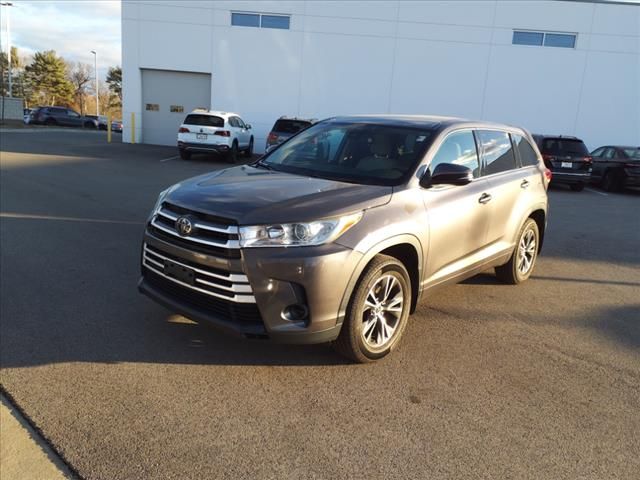 2017 Toyota Highlander LE