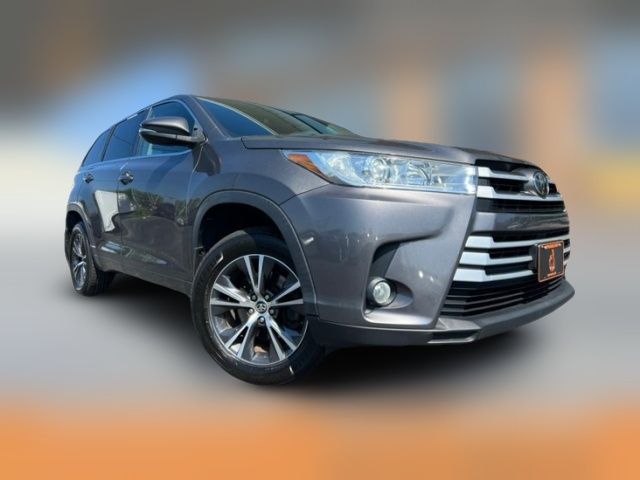 2017 Toyota Highlander 