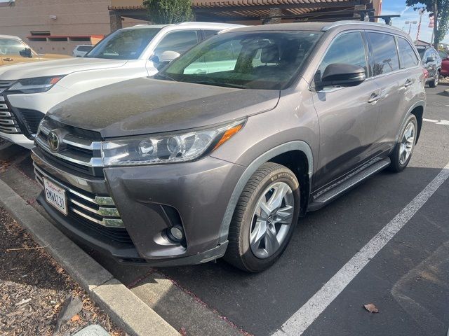 2017 Toyota Highlander Limited