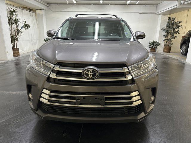 2017 Toyota Highlander Limited