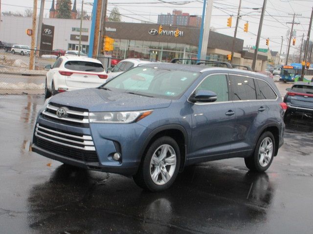 2017 Toyota Highlander Limited