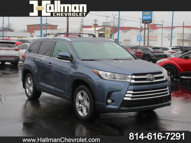 2017 Toyota Highlander Limited