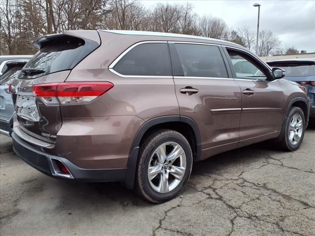2017 Toyota Highlander Limited