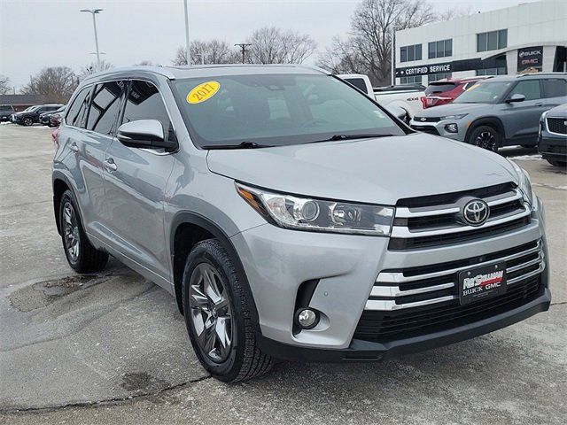 2017 Toyota Highlander Limited