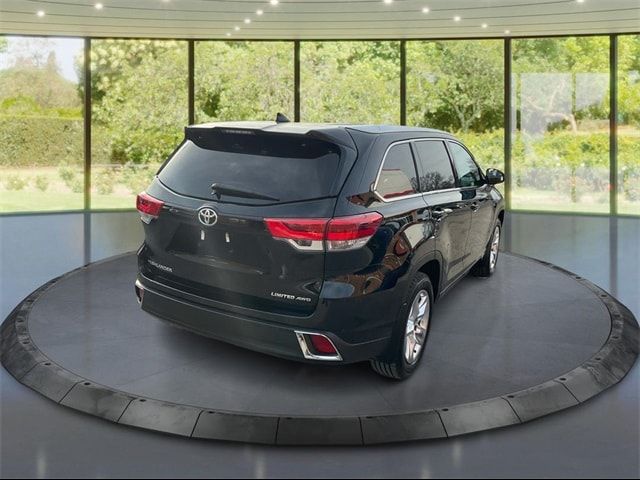 2017 Toyota Highlander Limited