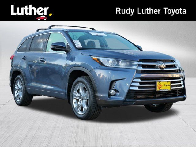 2017 Toyota Highlander Limited