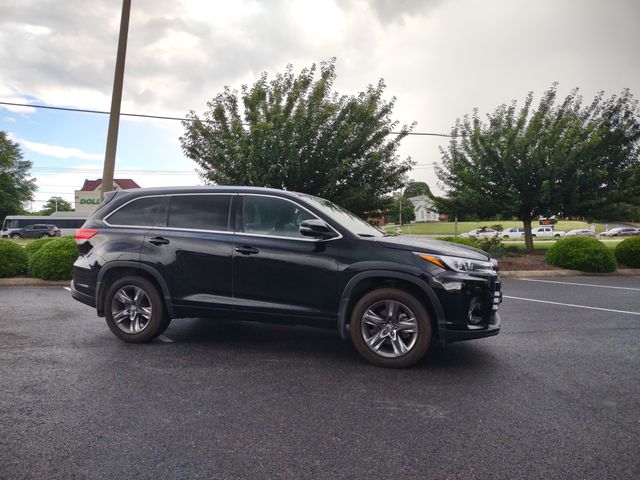 2017 Toyota Highlander Limited Platinum