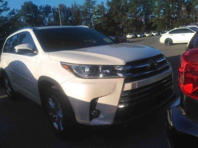 2017 Toyota Highlander Limited