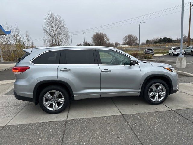 2017 Toyota Highlander Limited