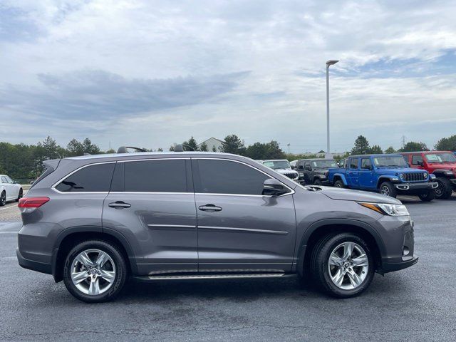 2017 Toyota Highlander Limited