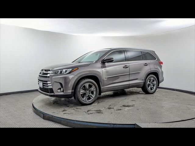 2017 Toyota Highlander Limited