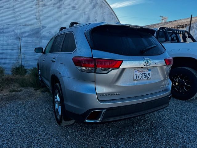 2017 Toyota Highlander Limited