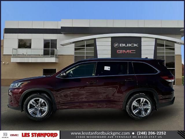 2017 Toyota Highlander Limited