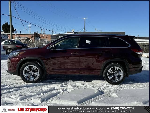 2017 Toyota Highlander Limited