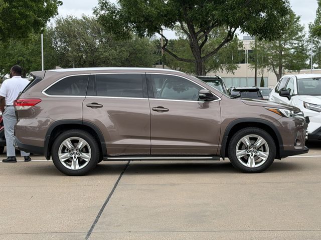 2017 Toyota Highlander Limited