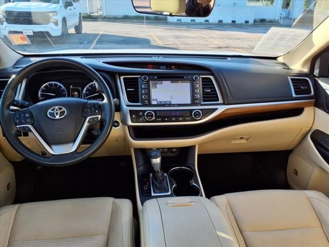 2017 Toyota Highlander Limited