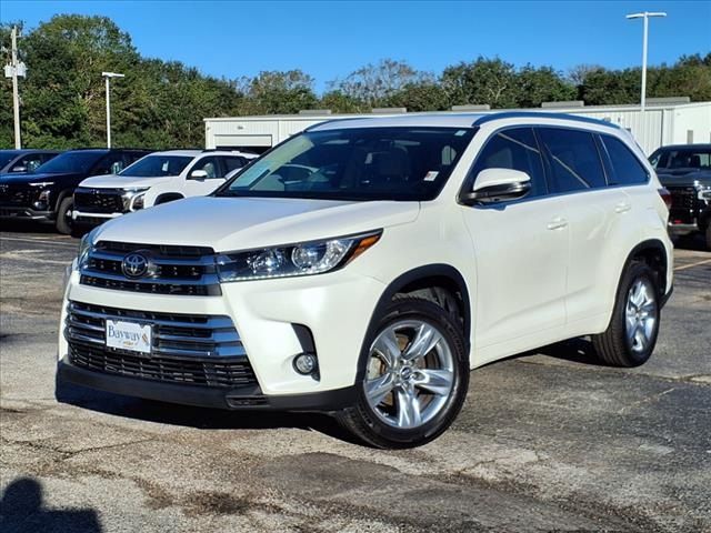 2017 Toyota Highlander Limited