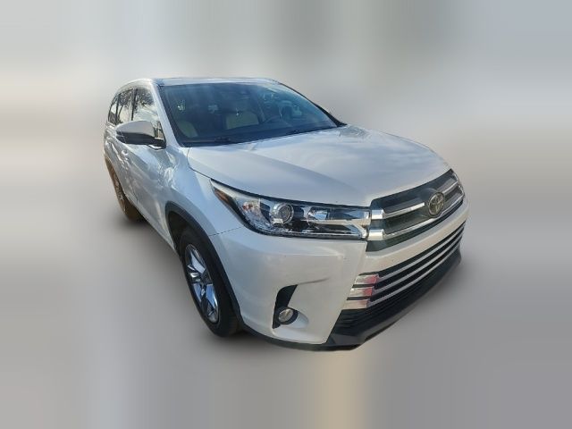 2017 Toyota Highlander 