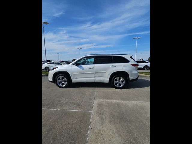 2017 Toyota Highlander Limited