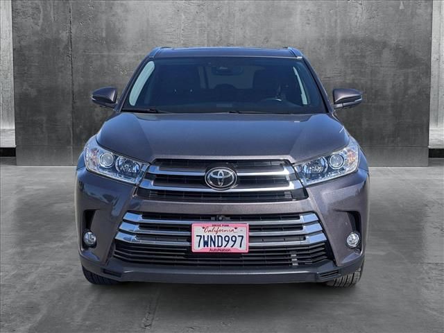 2017 Toyota Highlander Limited Platinum