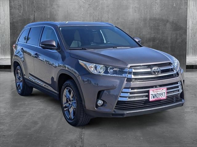 2017 Toyota Highlander Limited Platinum