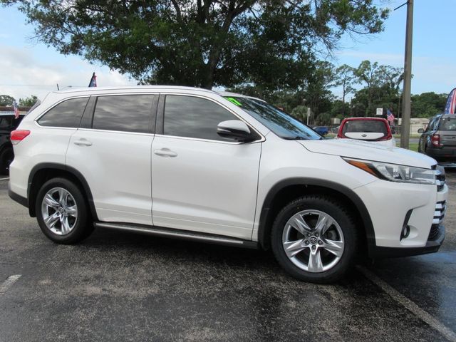 2017 Toyota Highlander Limited